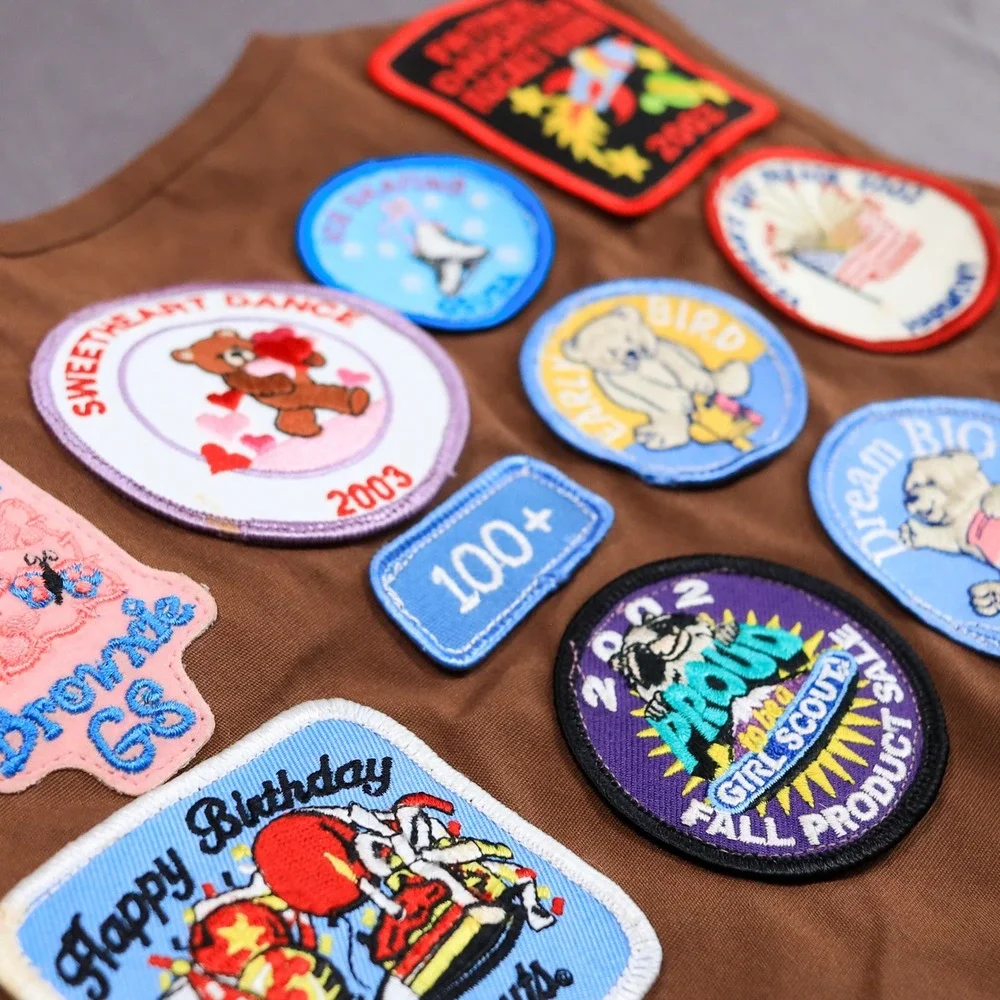 Girl Scouts Brownie Vest Kids Small Brown Arizona Cactus Pine Patches 2112 2000s